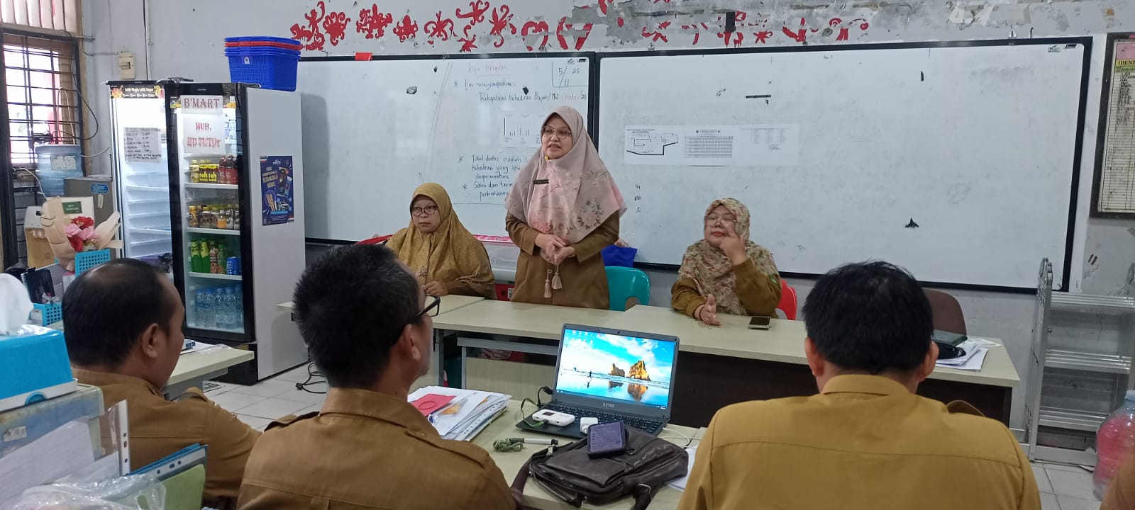 SMKN 5 Samarinda Gelar Asesmen Satuan Pendidikan (ASP) Berbasis Online Gunakan LMS dan HP Siswa