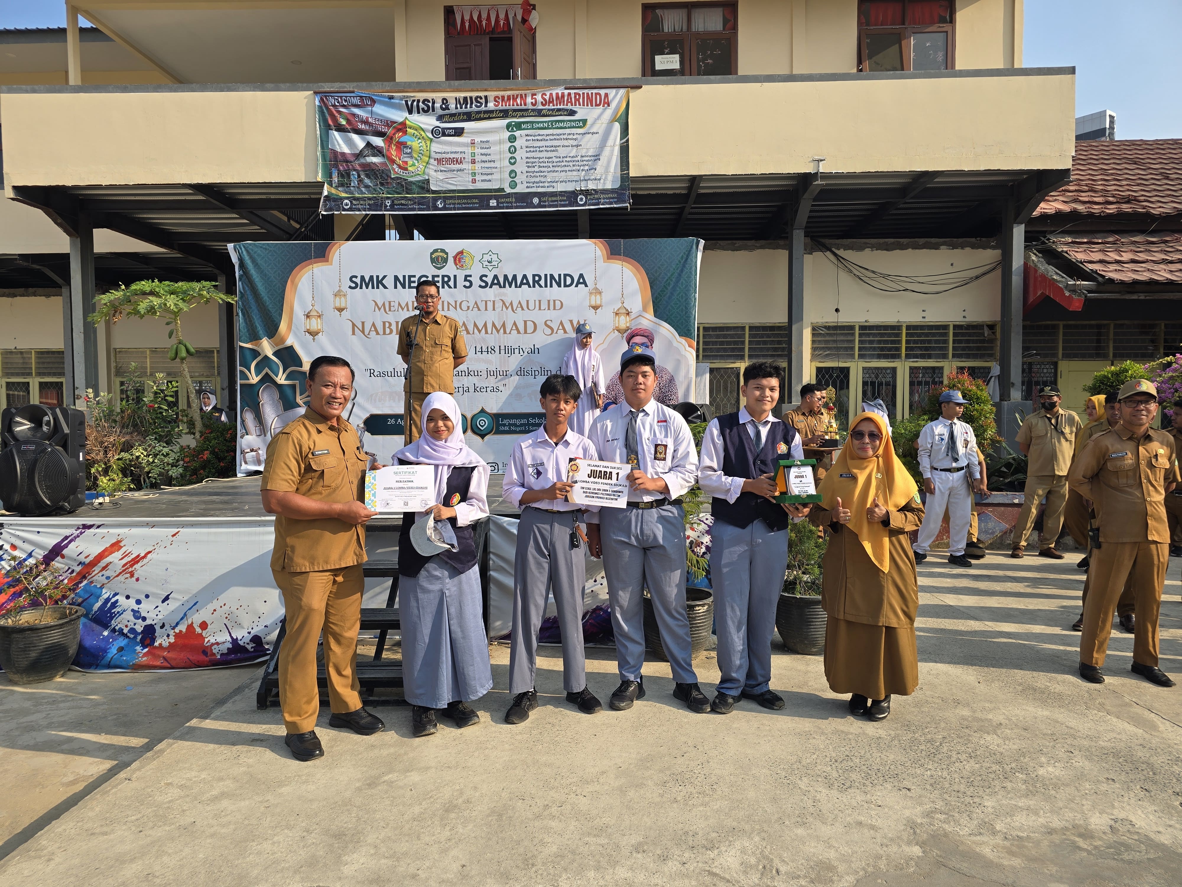 Kreatif dan Inspiratif, Tim LKS DKV SMKN 5 Samarinda Raih Juara 1 Lomba Video Edukasi